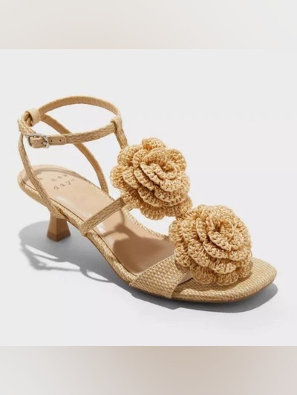 Delicate Crochet Kitten Heels